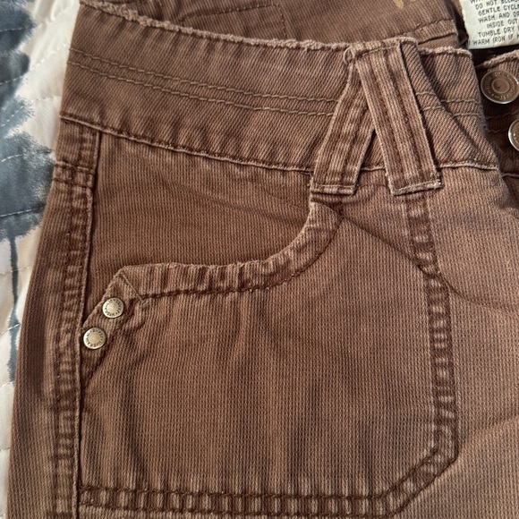 Hydraulic light brown mid rise Jeans with Button Detail 3/4 - Picture 3 of 11